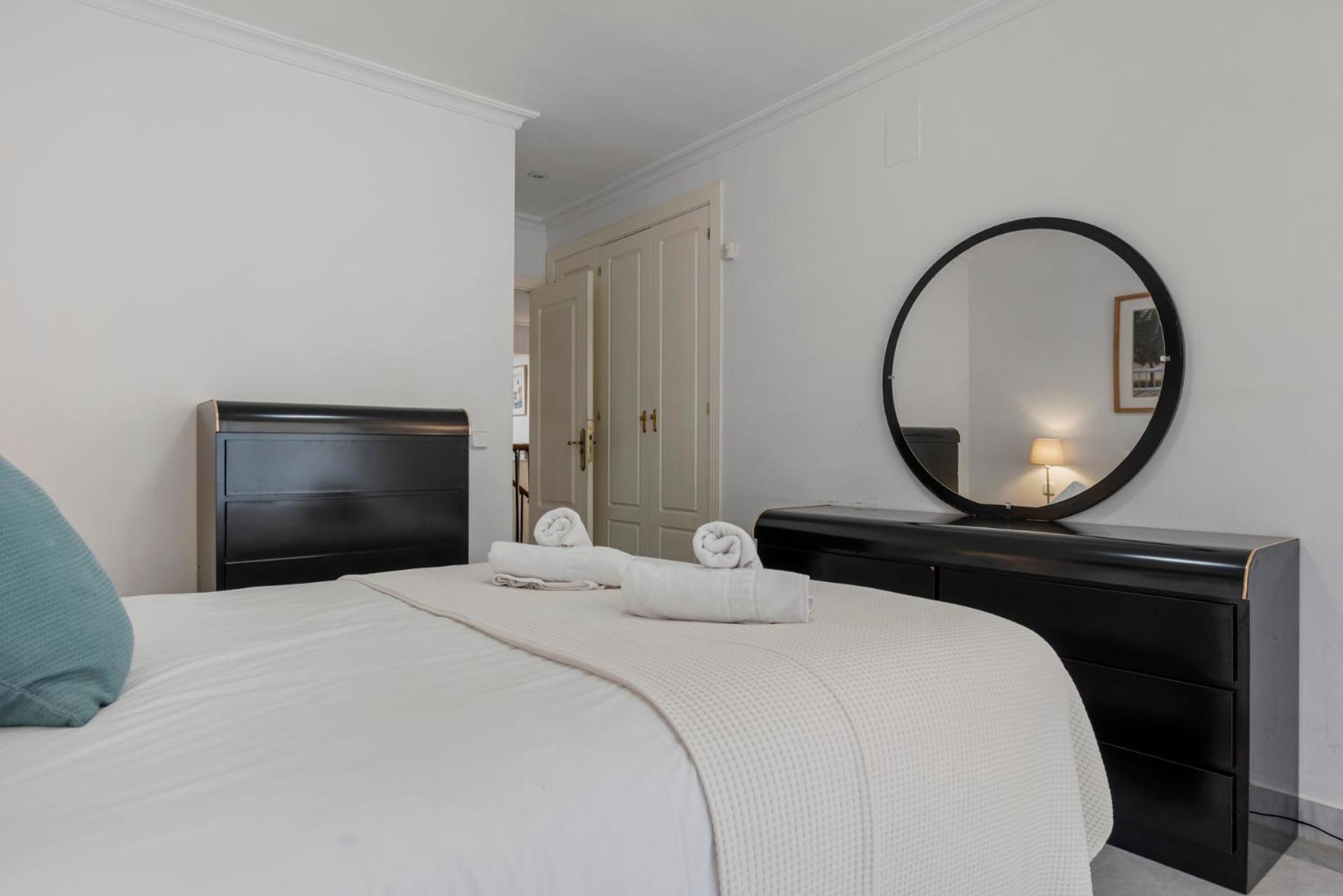 Apartment Location Duplex In Puerto Banus By Costarentals - Ref M40 Marbella