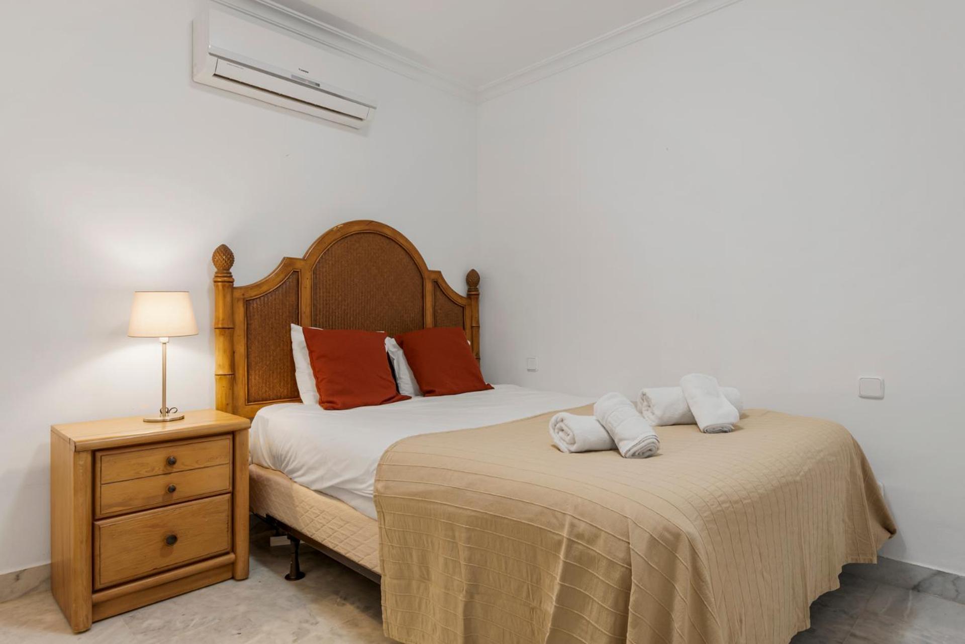 Location Duplex In Puerto Banus By Costarentals - Ref M40 * Marbella