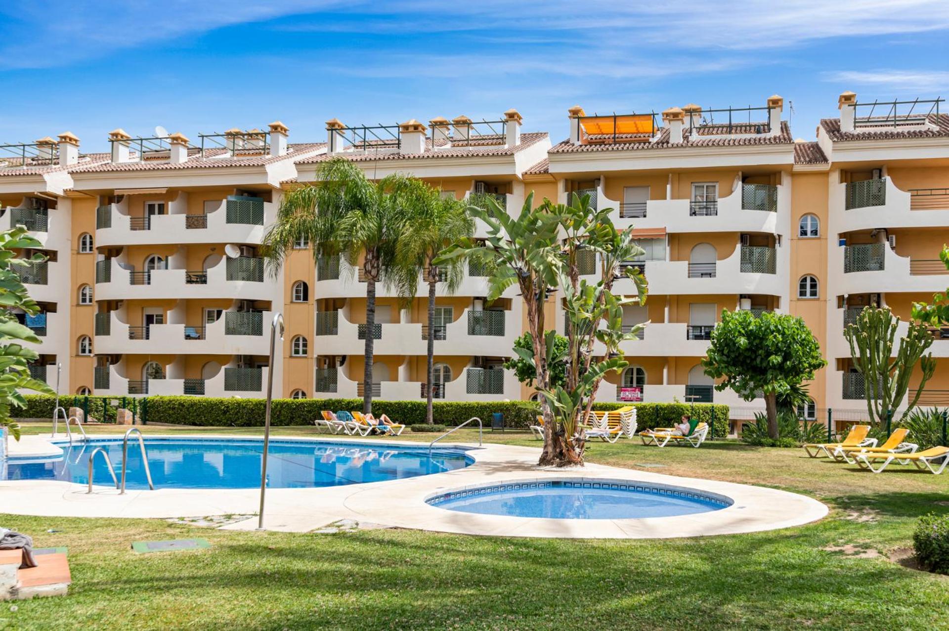 Location Duplex In Puerto Banus By Costarentals - Ref M40